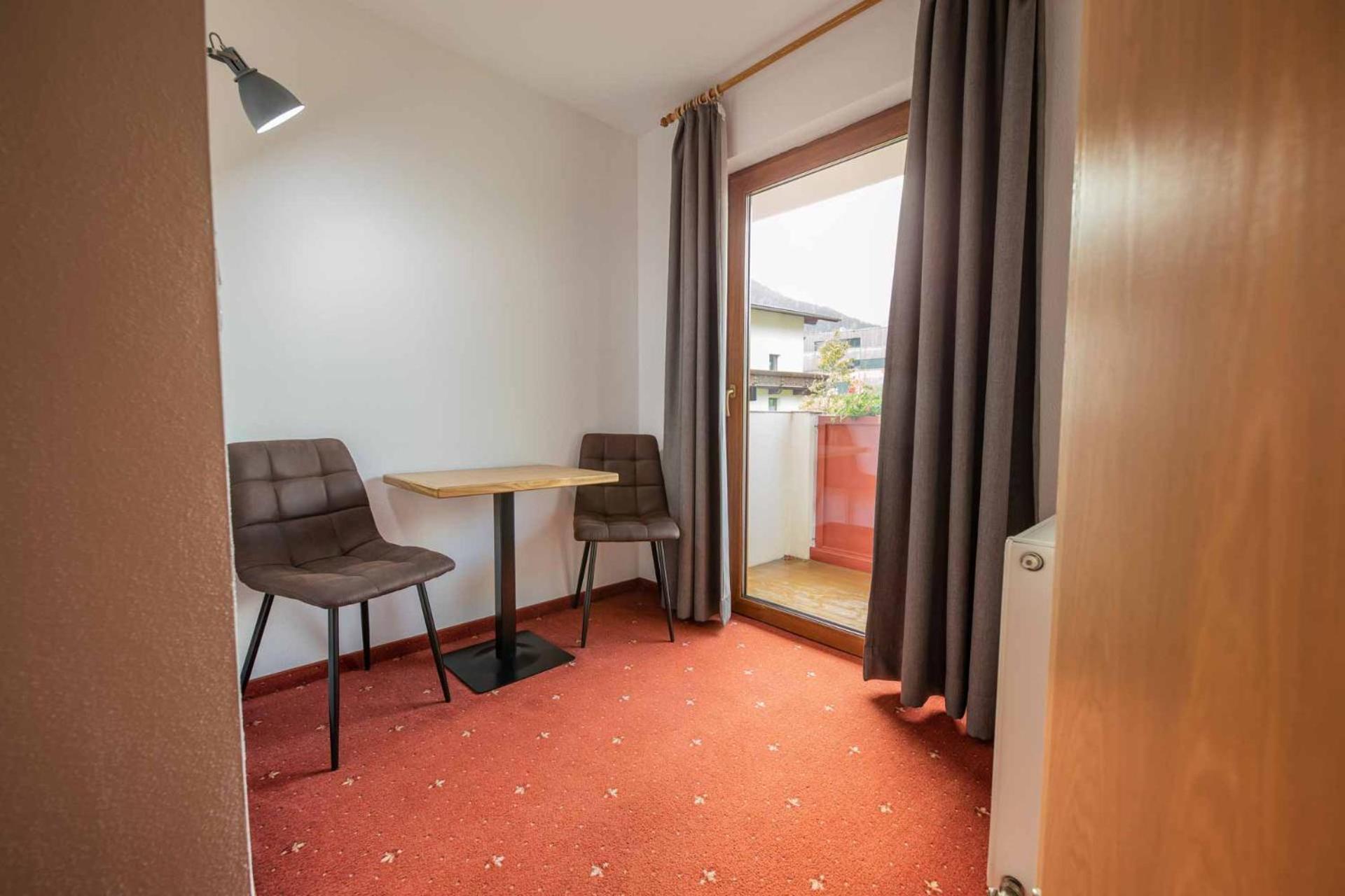 ノイシュティフト・イム・シュトゥーバイタール Haus Steinbock Bed & Breakfast エクステリア 写真